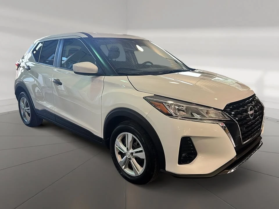2023 Nissan Kicks - Image 3 of 17