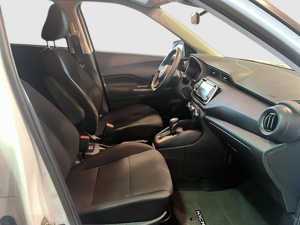 2023 Nissan Kicks - Image 7 of 17