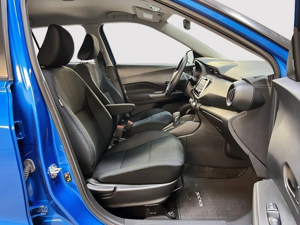 2023 Nissan Kicks - Image 8 of 20
