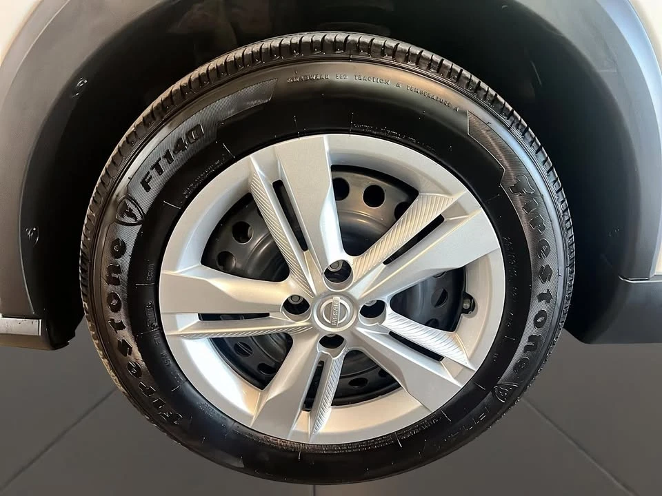 2023 Nissan Kicks - Image 17 of 17