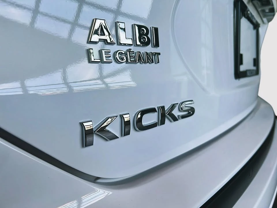 2023 Nissan Kicks - Image 16 of 17