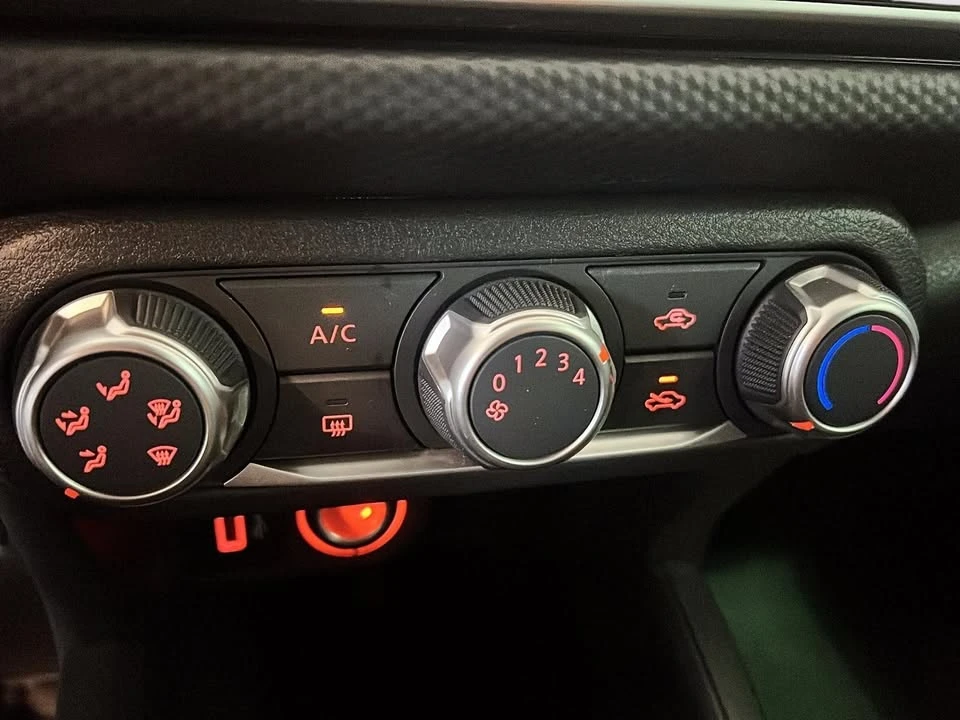 2023 Nissan Kicks - Image 9 of 17