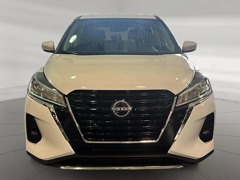 2023 Nissan Kicks - Image 2 of 17