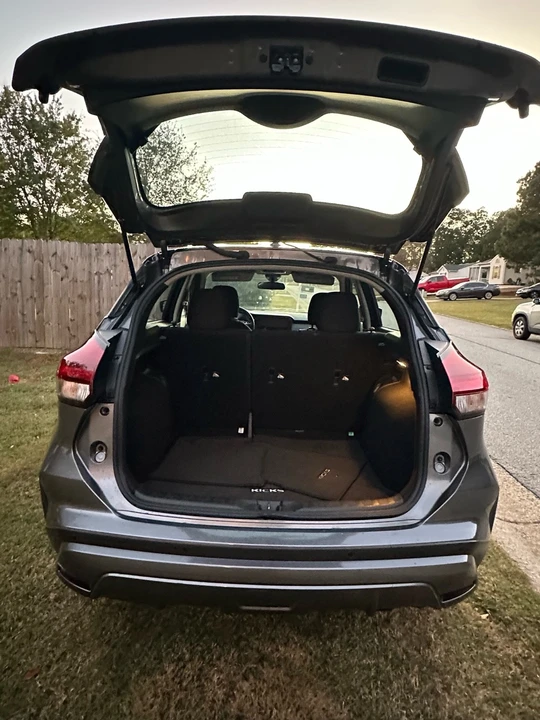 2023 Nissan Kicks - Image 7 of 19