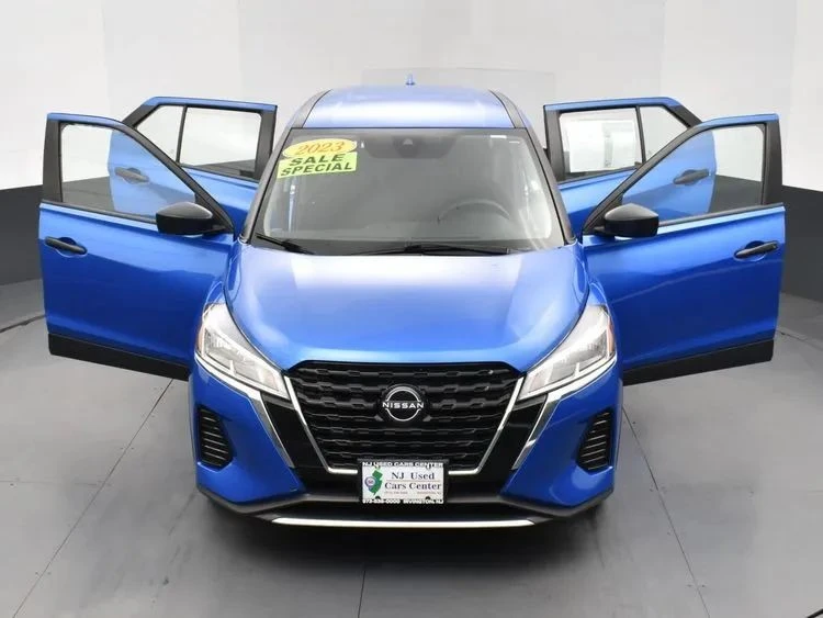 2023 Nissan Kicks - Image 10 of 12