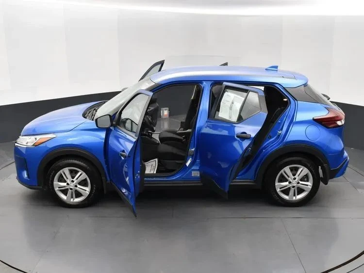 2023 Nissan Kicks - Image 7 of 12