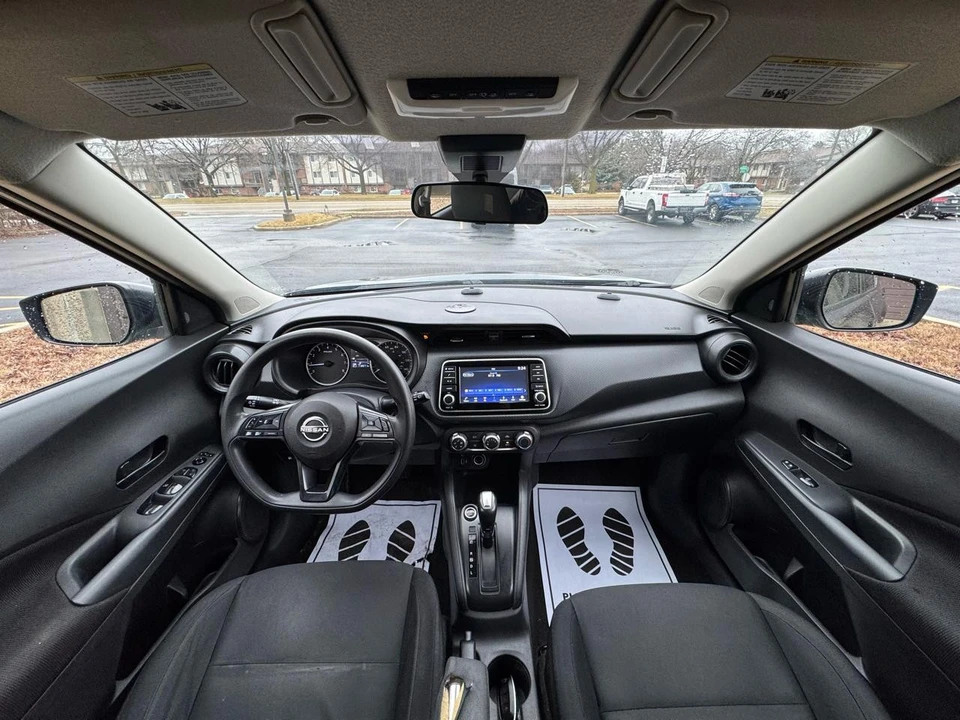 2023 Nissan Kicks - Image 15 of 18