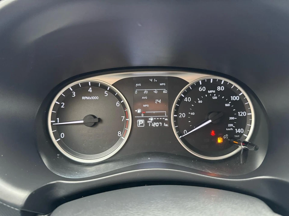 2023 Nissan Kicks - Image 14 of 18