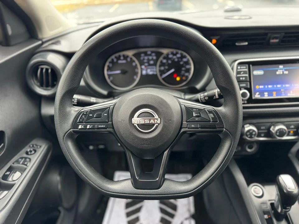 2023 Nissan Kicks - Image 13 of 18
