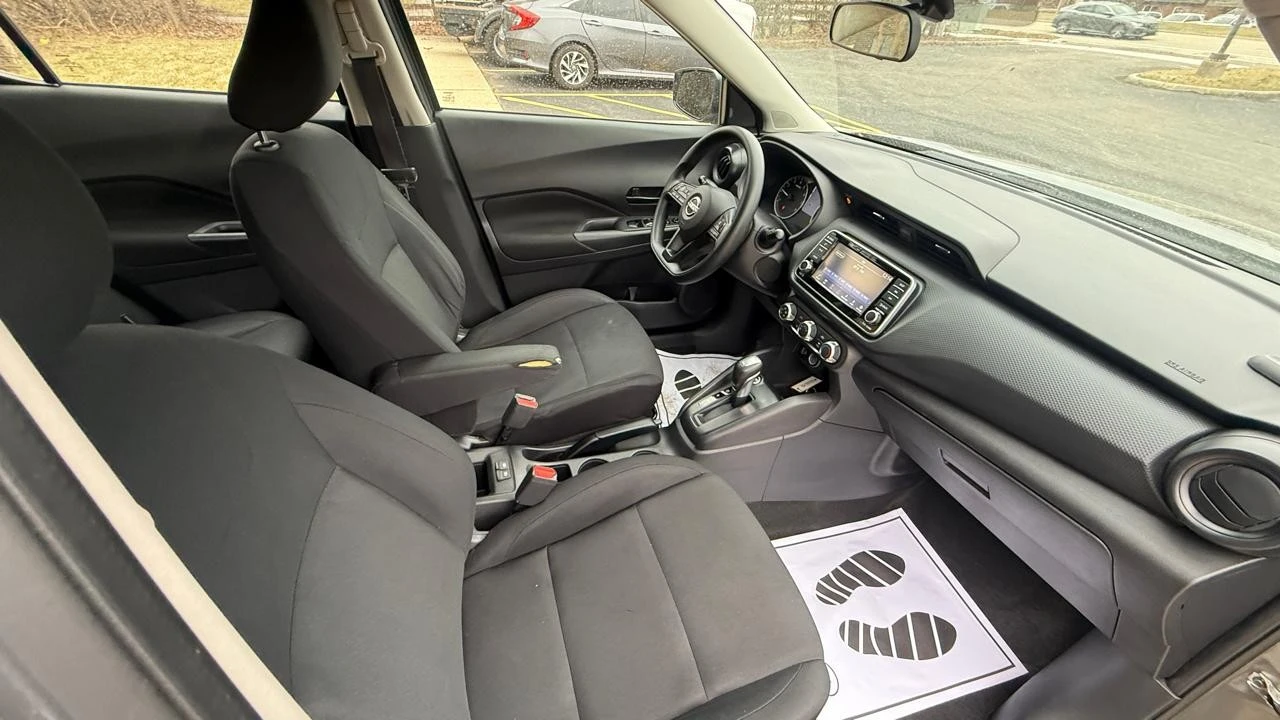 2023 Nissan Kicks - Image 11 of 21