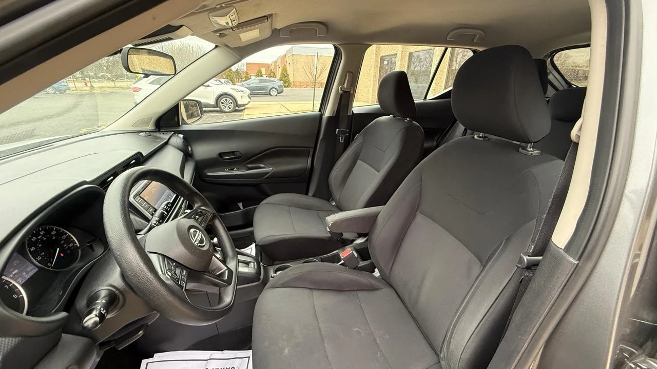2023 Nissan Kicks - Image 10 of 21