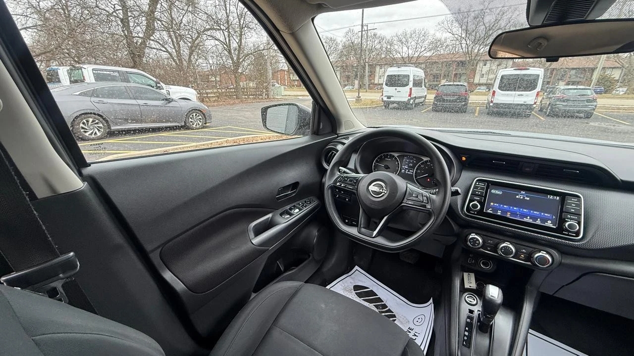 2023 Nissan Kicks - Image 12 of 21