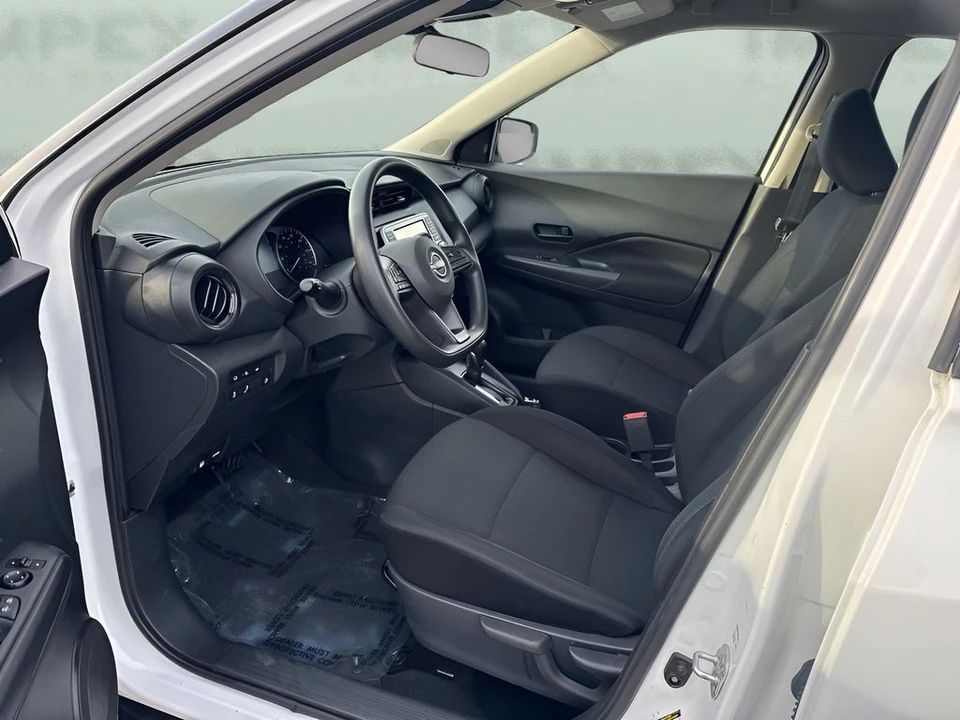 2023 Nissan Kicks - Image 9 of 12
