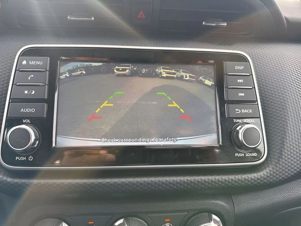 2023 Nissan Kicks - Image 18 of 21
