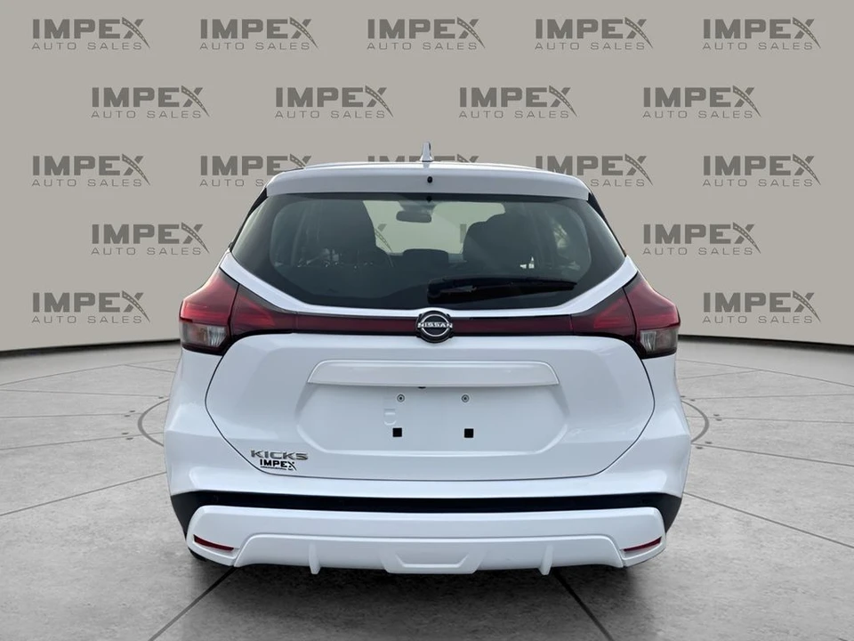 2023 Nissan Kicks - Image 4 of 21