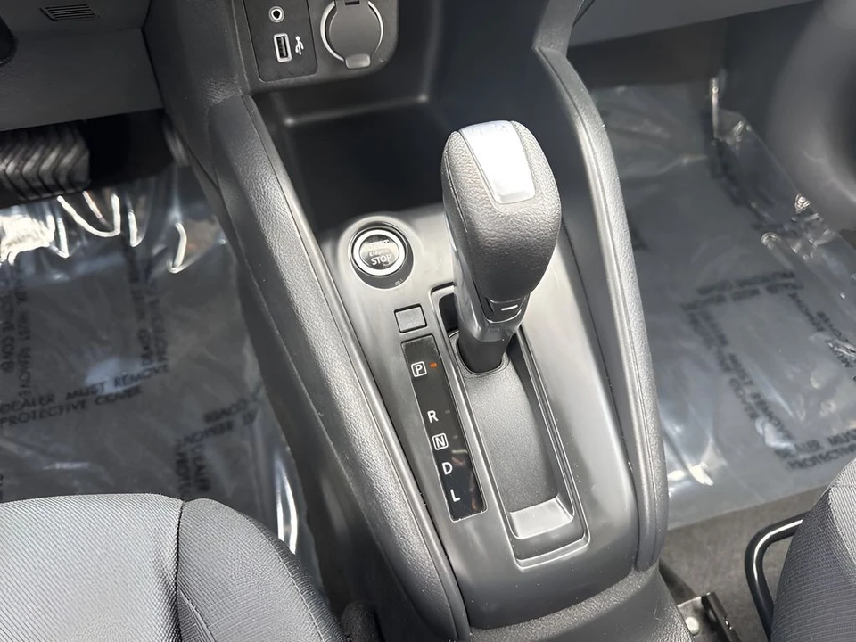 2023 Nissan Kicks - Image 15 of 21