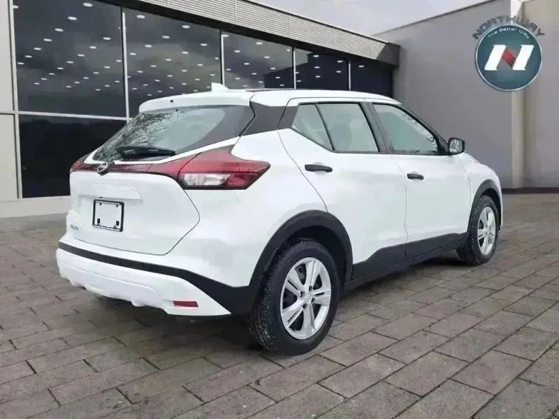 2023 Nissan Kicks - Image 5 of 12