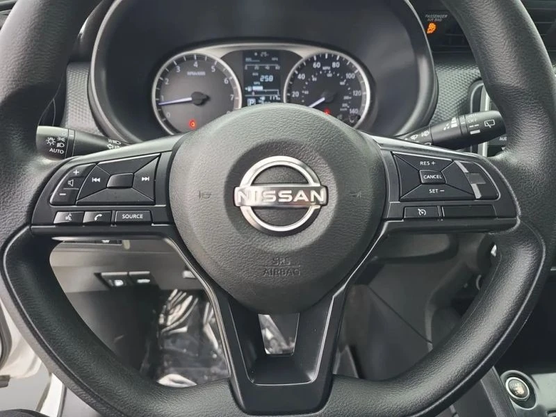 2023 Nissan Kicks - Image 12 of 12
