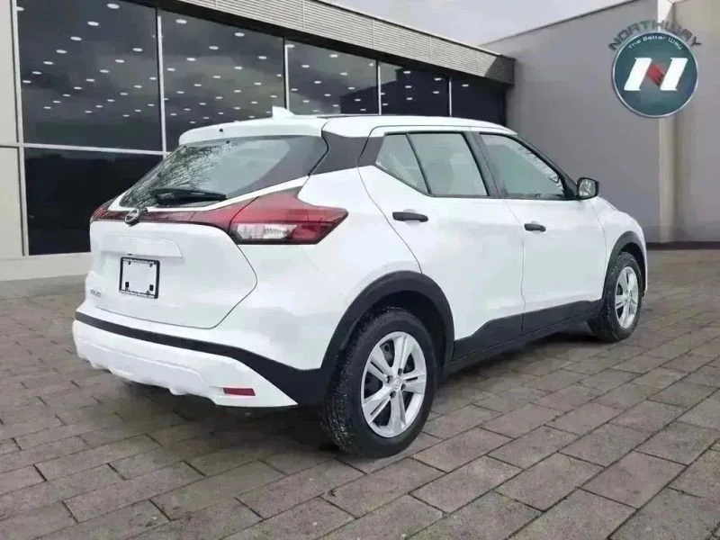 2023 Nissan Kicks - Image 5 of 12