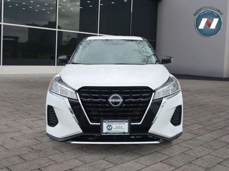 2023 Nissan Kicks - Image 8 of 12