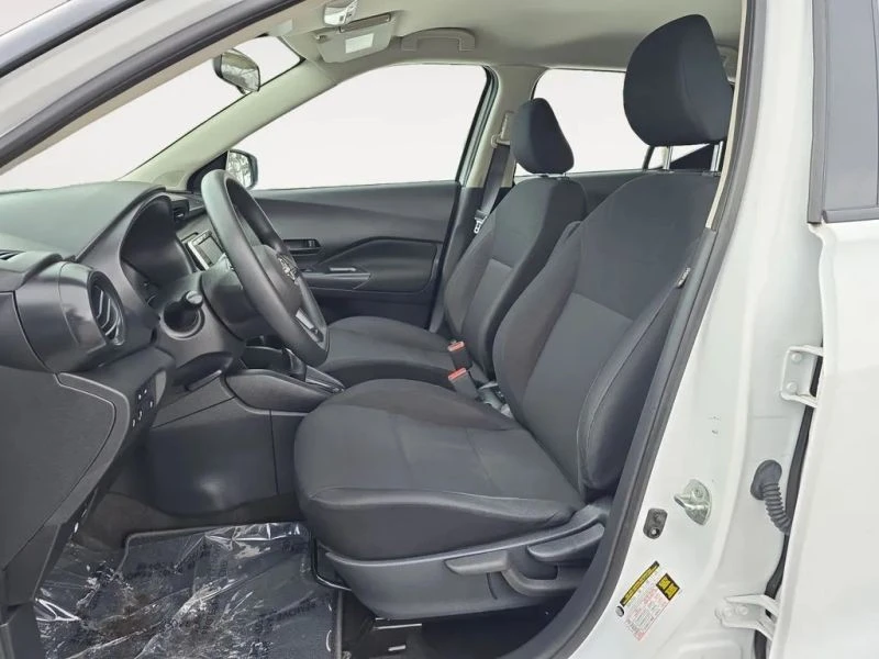 2023 Nissan Kicks - Image 9 of 12