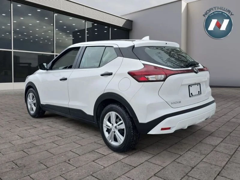 2023 Nissan Kicks - Image 3 of 12