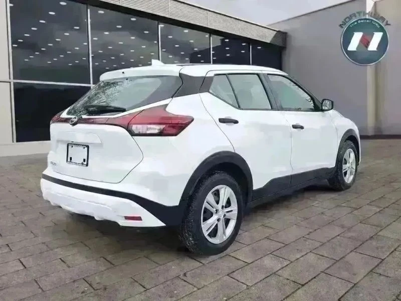 2023 Nissan Kicks - Image 5 of 12
