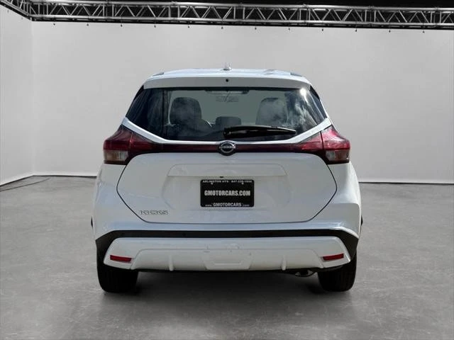 2023 Nissan Kicks - Image 4 of 24