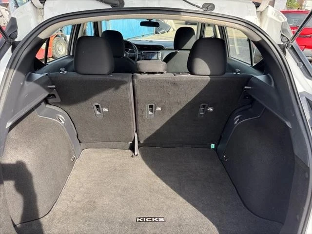 2023 Nissan Kicks - Image 17 of 25