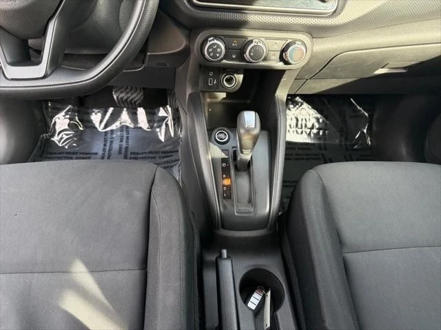 2023 Nissan Kicks - Image 14 of 25