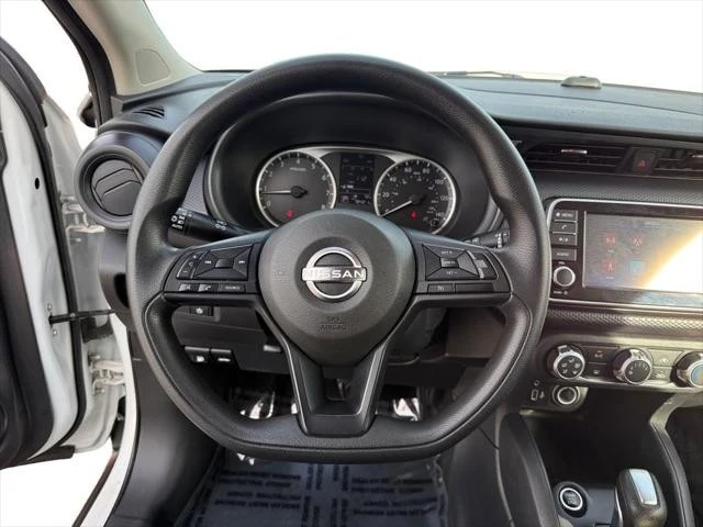 2023 Nissan Kicks - Image 13 of 25