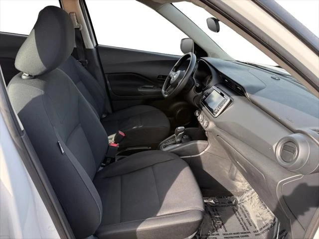2023 Nissan Kicks - Image 15 of 25