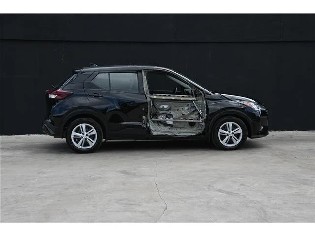 2023 Nissan Kicks - Image 7 of 19