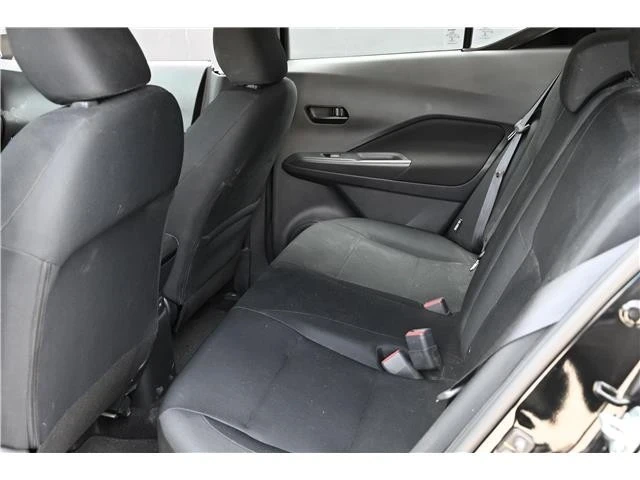 2023 Nissan Kicks - Image 17 of 19