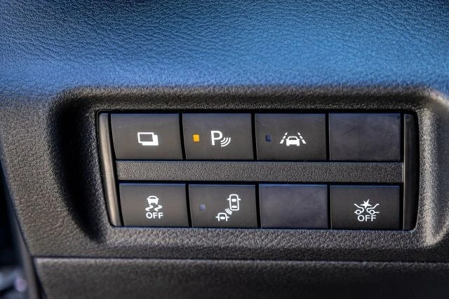 2023 Nissan Kicks - Image 20 of 31