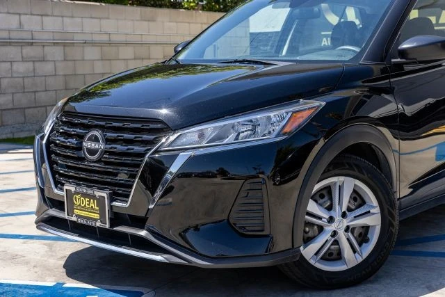 2023 Nissan Kicks - Image 6 of 31