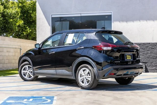 2023 Nissan Kicks - Image 10 of 31