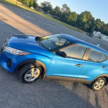 2023 Nissan Kicks S
