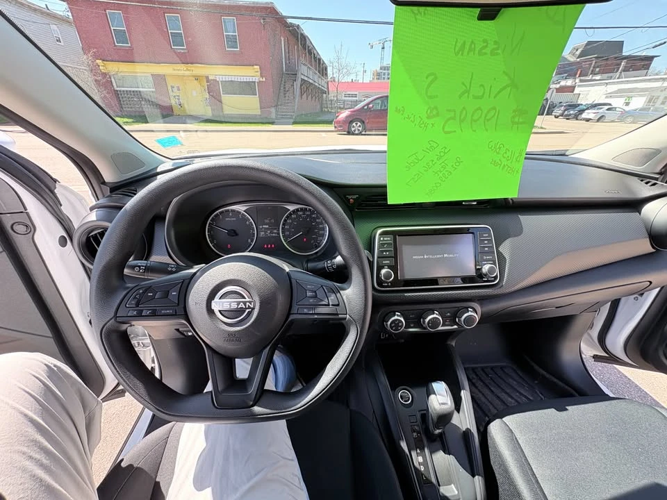 2023 Nissan Kicks - Image 8 of 16