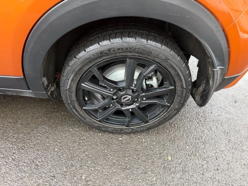 2023 Nissan Kicks - Image 9 of 12
