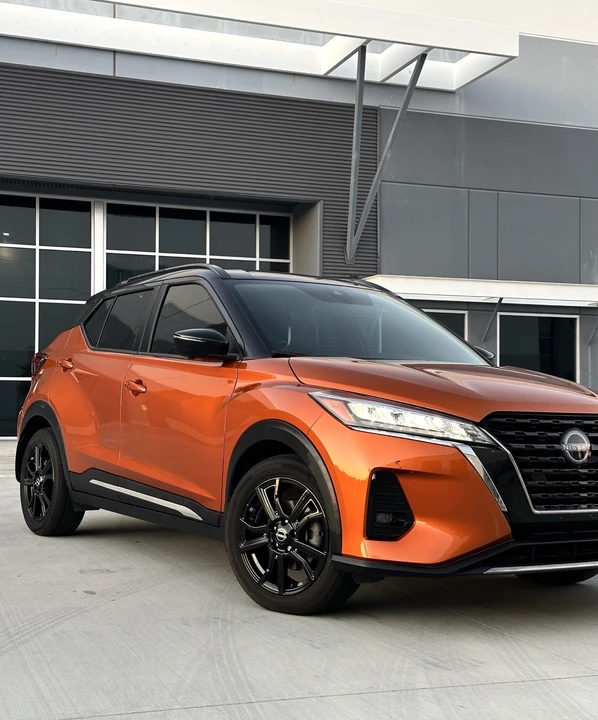 2023 Nissan Kicks - Image 9 of 30