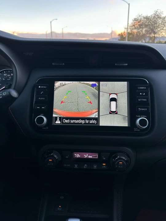 2023 Nissan Kicks - Image 24 of 30