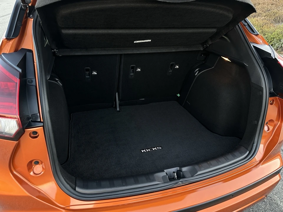 2023 Nissan Kicks - Image 29 of 30