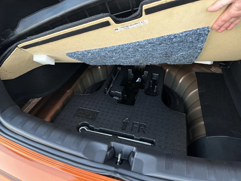 2023 Nissan Kicks - Image 28 of 30