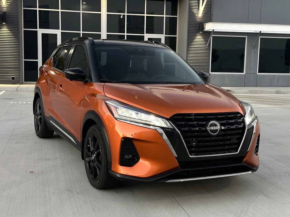 2023 Nissan Kicks - Image 3 of 30