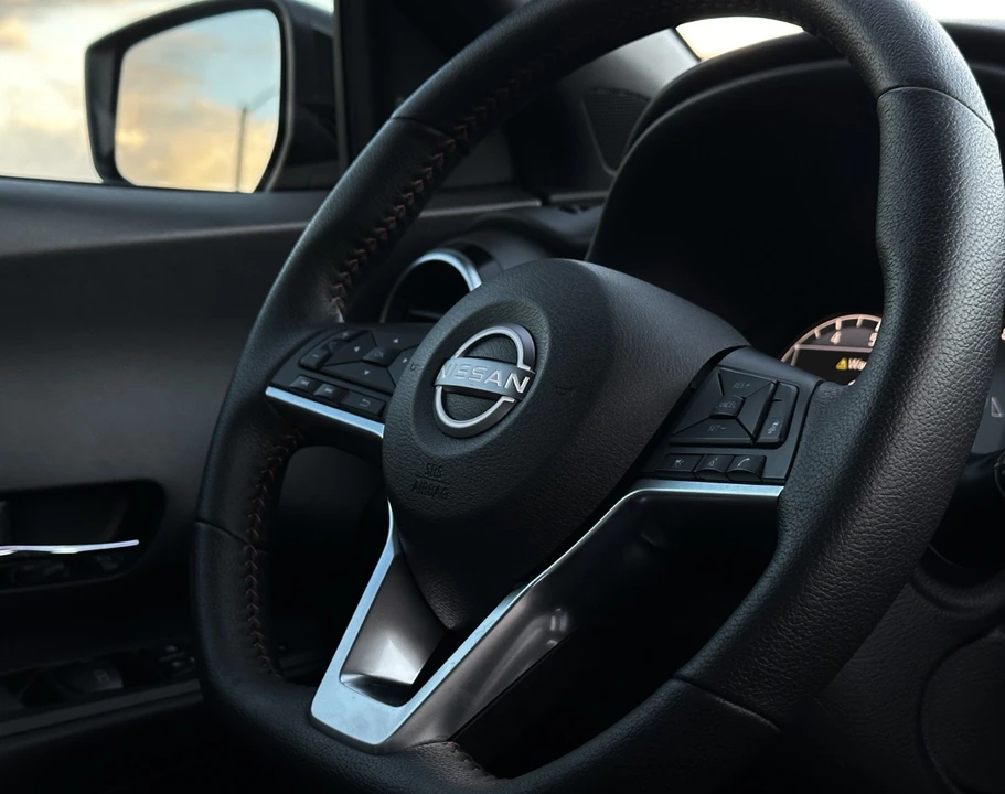 2023 Nissan Kicks - Image 23 of 30