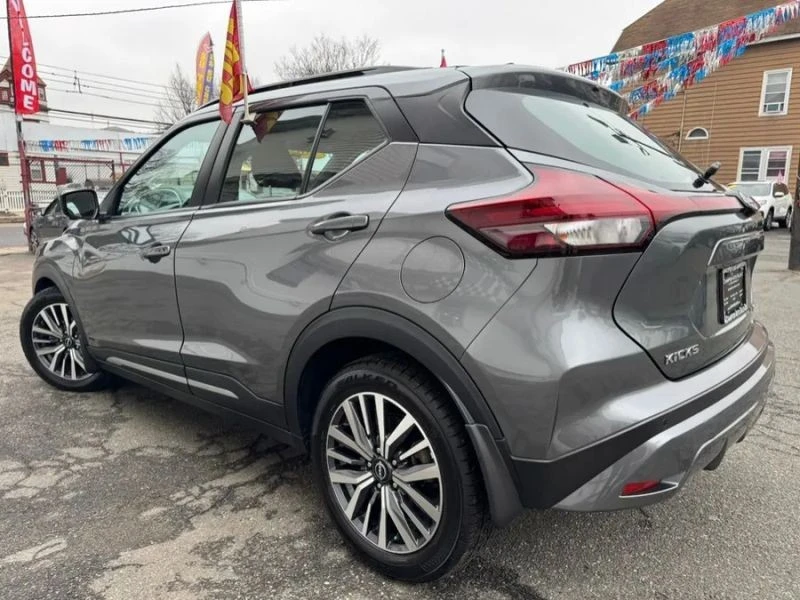 2023 Nissan Kicks - Image 3 of 12