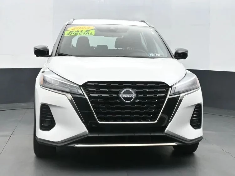 2023 Nissan Kicks - Image 3 of 12