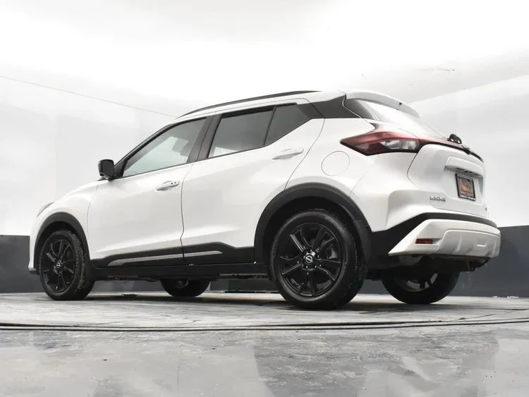 2023 Nissan Kicks - Image 12 of 12
