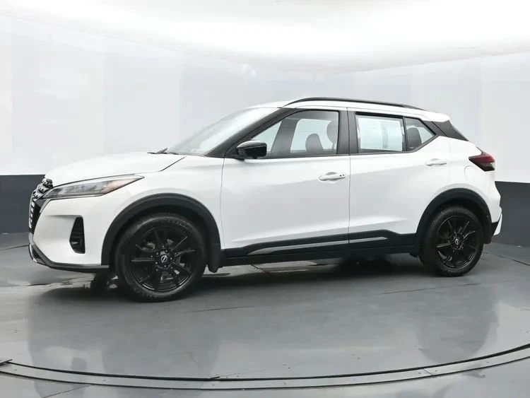 2023 Nissan Kicks - Image 5 of 12